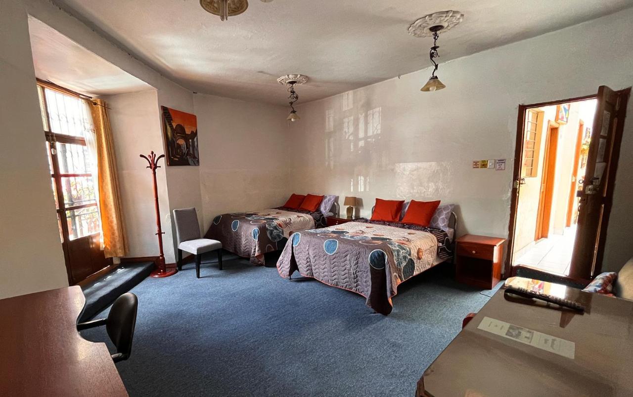 Hostal Benalcazar Кито Экстерьер фото