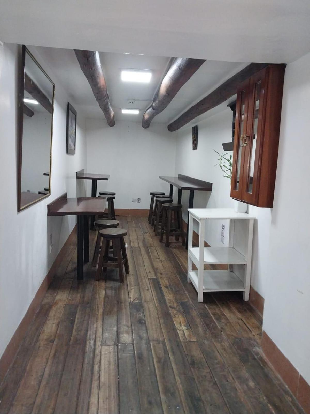 Hostal Benalcazar Кито Экстерьер фото