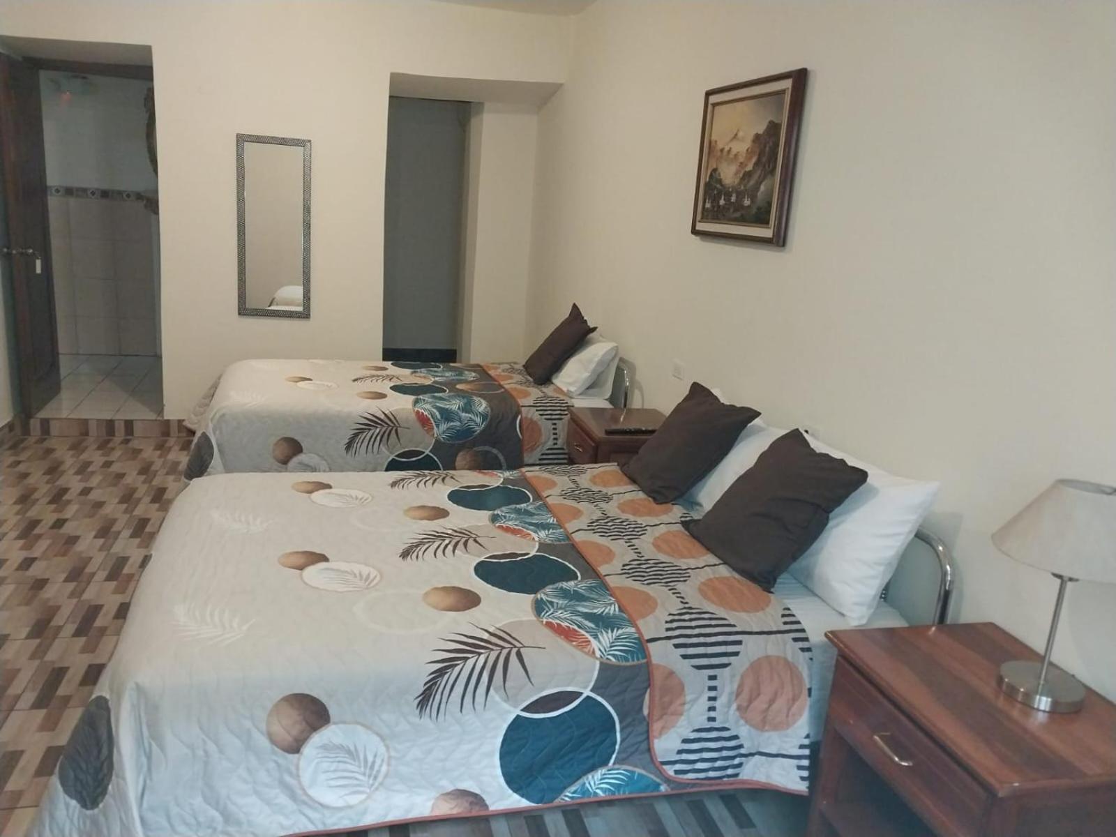 Hostal Benalcazar Кито Экстерьер фото
