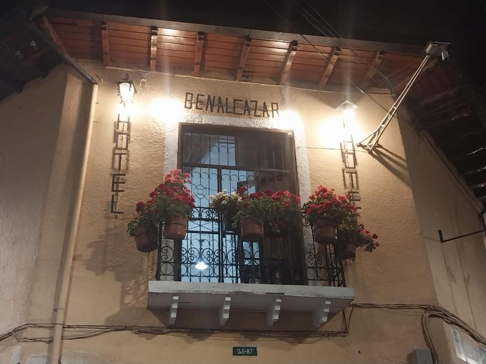 Hostal Benalcazar Кито Экстерьер фото