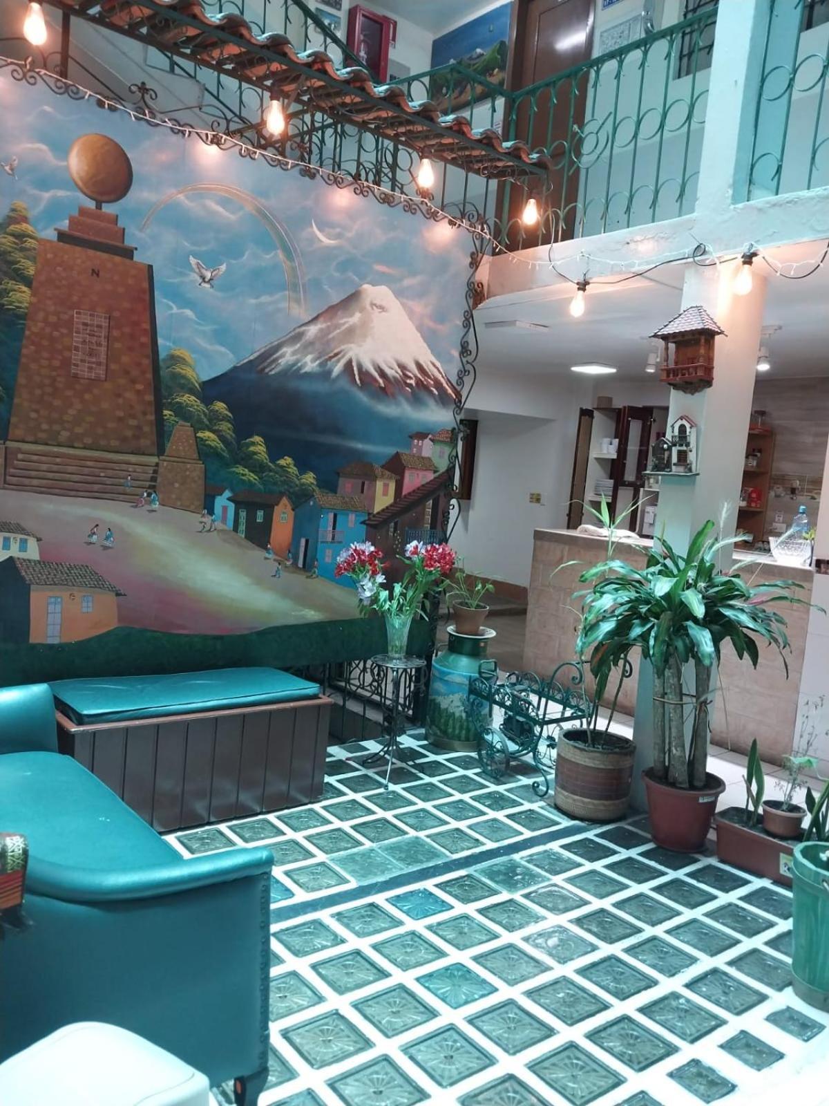 Hostal Benalcazar Кито Экстерьер фото